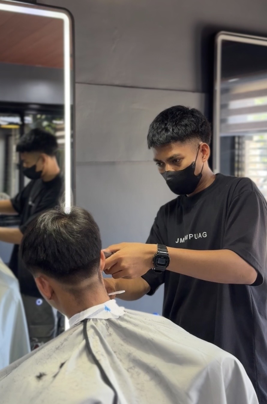 Barber Artist Lyod