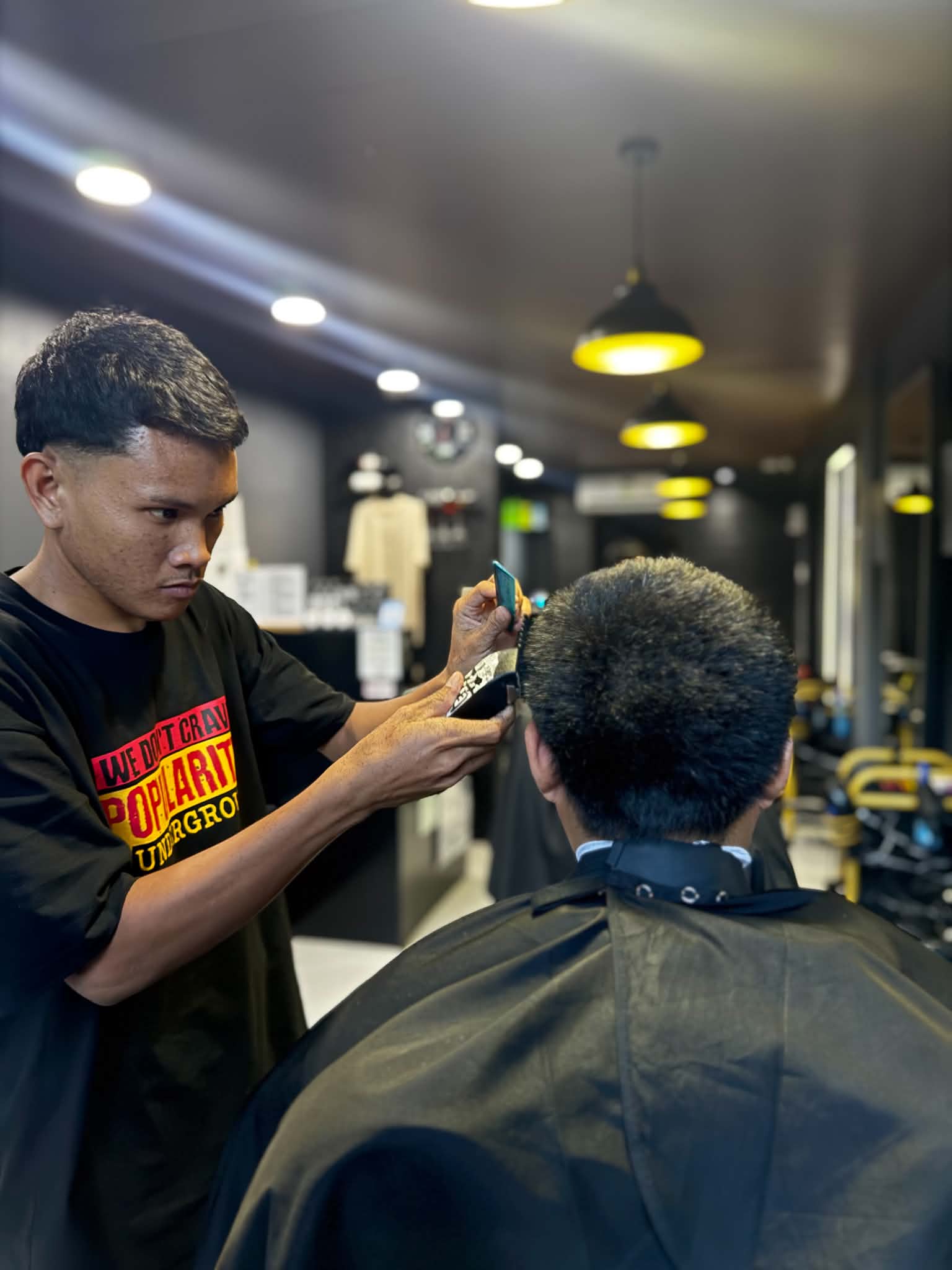 Barber Artist John